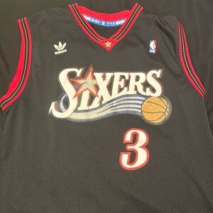 Allen iverson black and red 76ers jersey